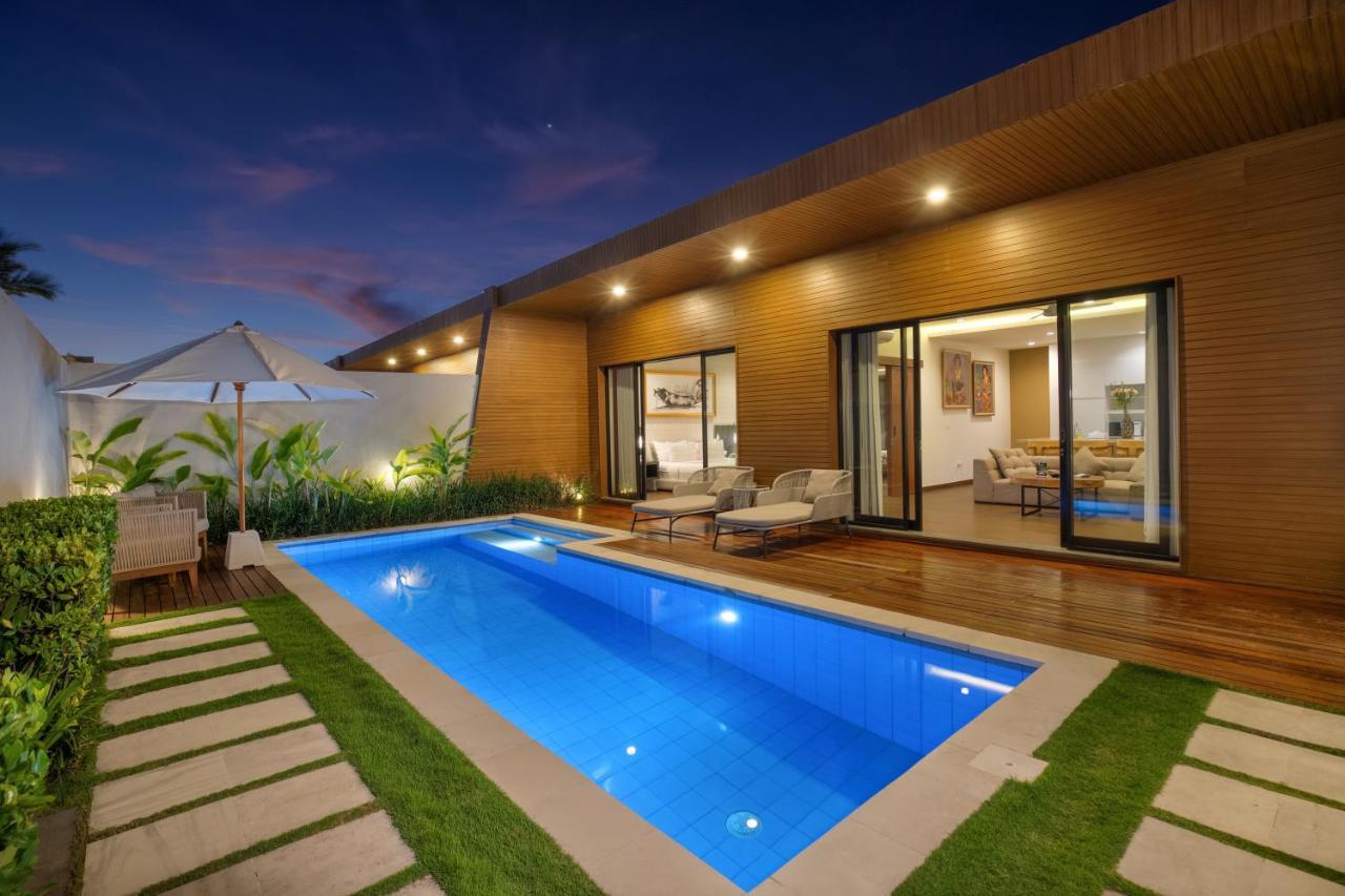 The Claremont Luxury Villas Seminyak  Bagian luar foto